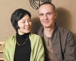 龚琳娜宣布与德国丈夫老锣离婚