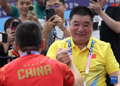 盛李豪射击世界杯总决赛摘金，为我国体育事业添光