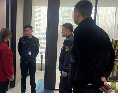 市监所长倒在监管局大门口，疑因不堪工作压力自杀