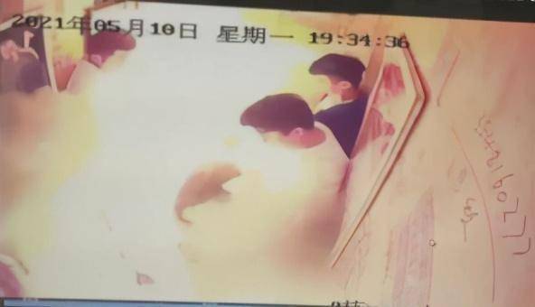 臭肉也能熏倒多名官员？背后的真相解析