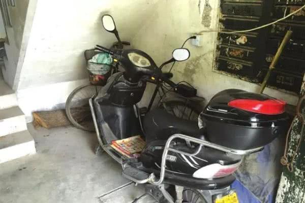 电动自行车过度充电,六分钟内引发爆炸的警示 电动自行车过度充电,六分钟内引发爆炸的警示