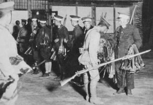 法国小伙捐赠珍贵影像,日军侵华罪证的历史见证 法国小伙捐赠珍贵影像,日军侵华罪证的历史见证