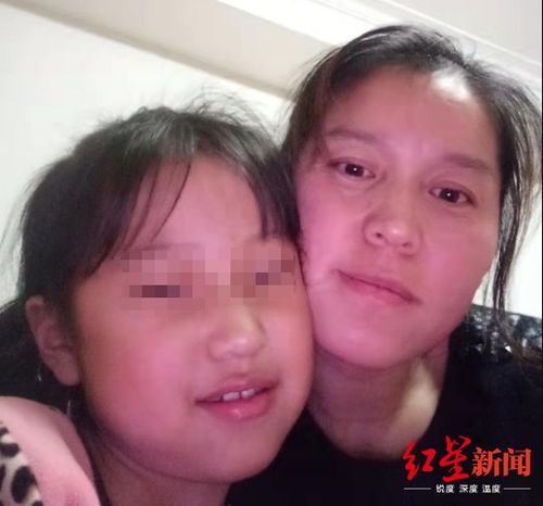 15岁女孩遭母亲男友砍伤十多处_15岁女儿杀害母亲