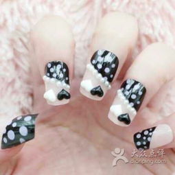 24岁女生指甲长出玛莎拉蒂标志_les指甲长