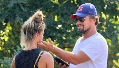 曝小李子和女友订婚