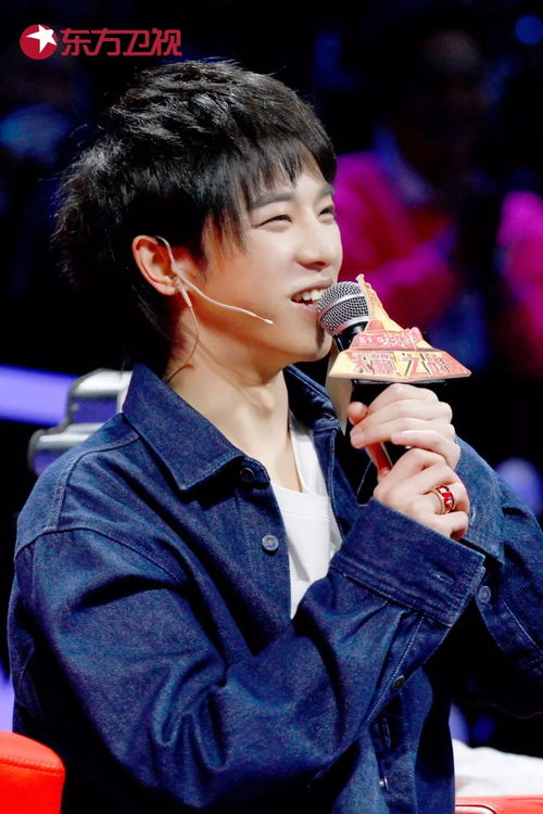 华晨宇蹦丢价值31万的耳钉已找回 华晨宇蹦丢价值31万的耳钉已找回