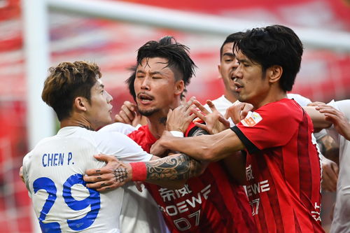 山东泰山客场1-1战平上海海港