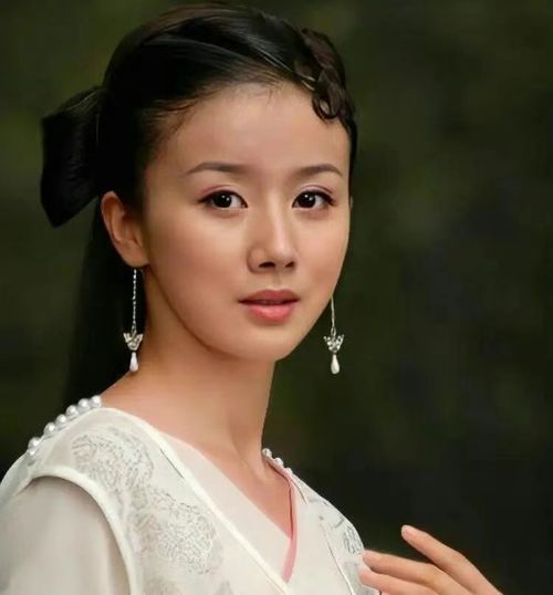 孙菲菲告诫女生千万不要未婚先孕
