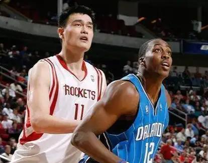 姚明谈近期状态：吃饭睡觉打魔兽