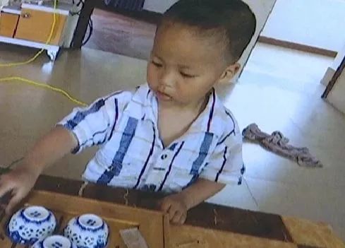 四川一男童家中失踪近两月