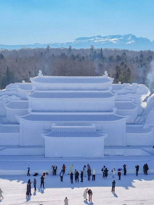 长白山巨型雪雕“云顶天宫”收工 长白山巨型雪雕“云顶天宫”收工