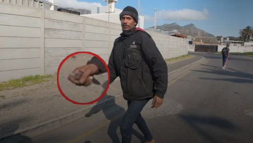 中国博主涉嫌绑架殴打同胞被捕 中国博主涉嫌绑架殴打同胞被捕